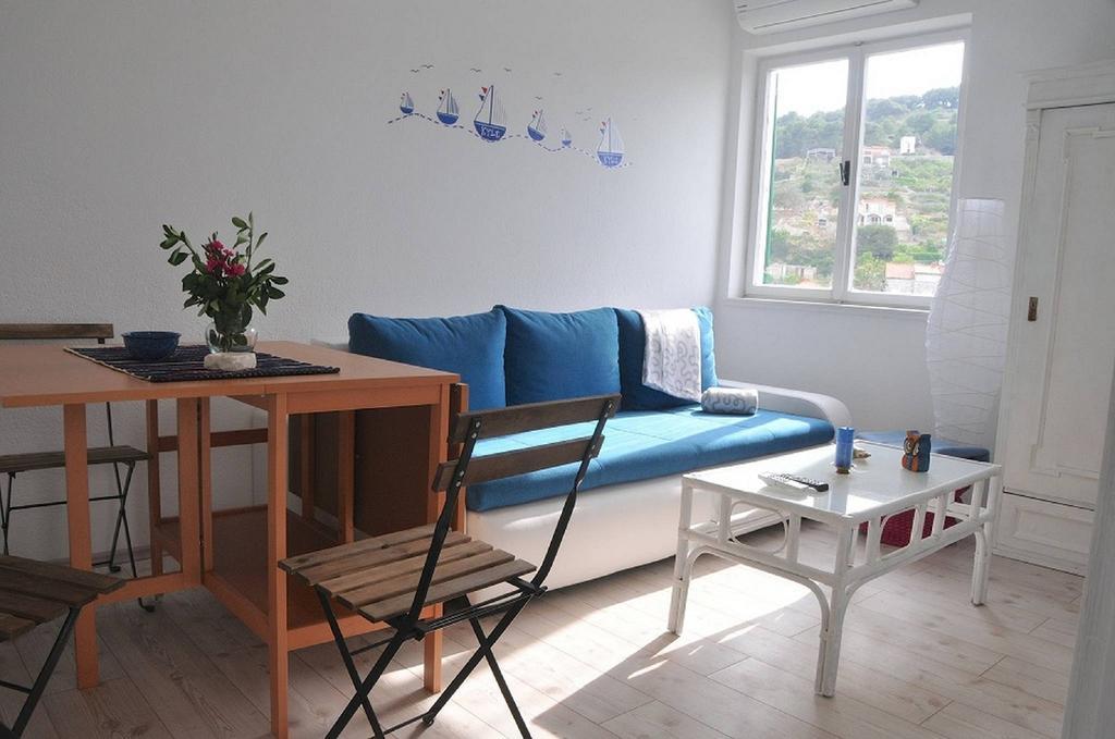 Apartment Stomorska Eksteriør bilde