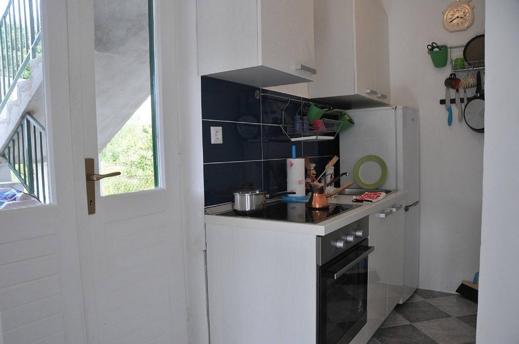 Apartment Stomorska Eksteriør bilde